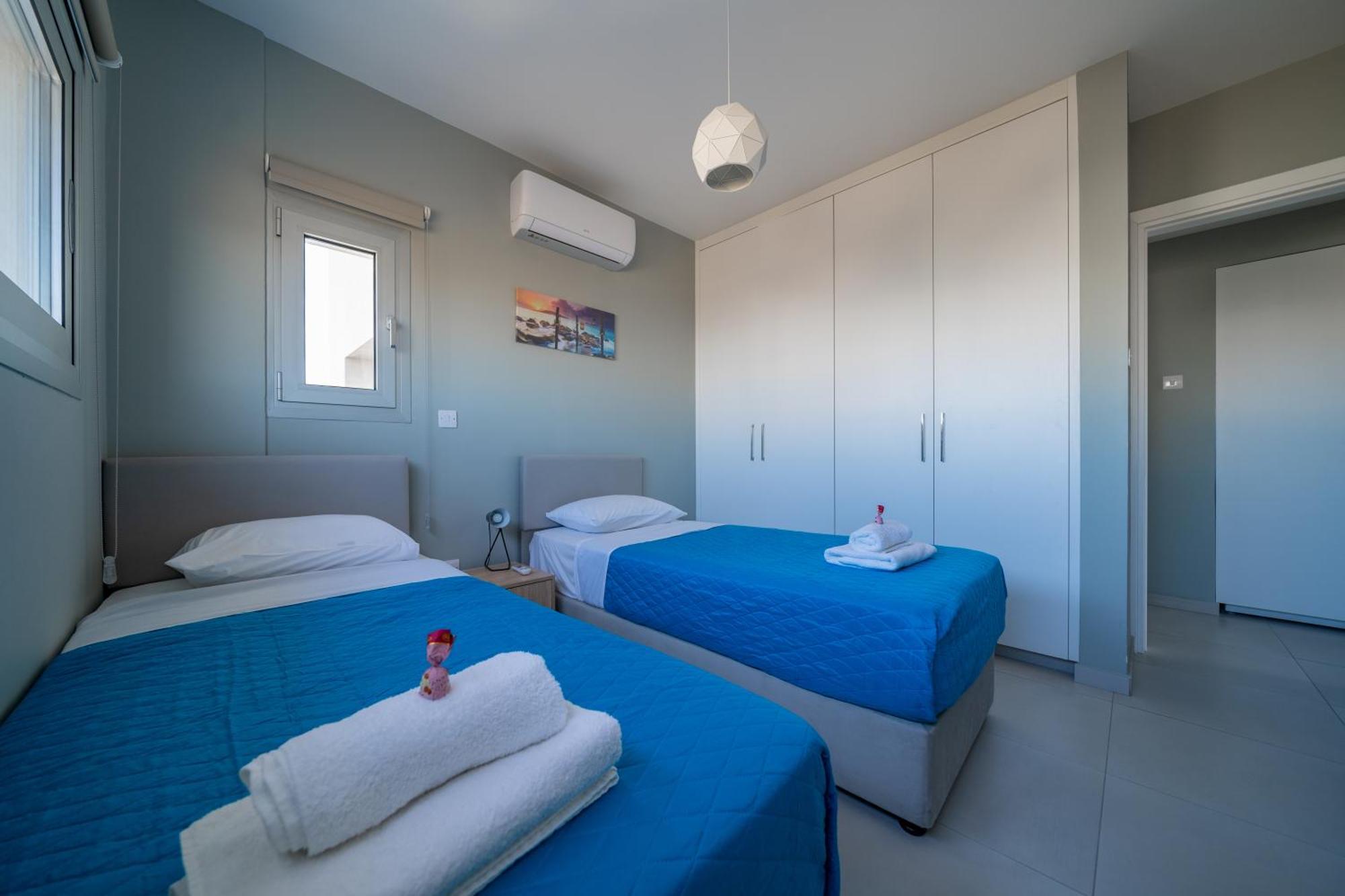 Majestic Sunset Salt Lake Views 300M From Beach Larnaca Exterior foto