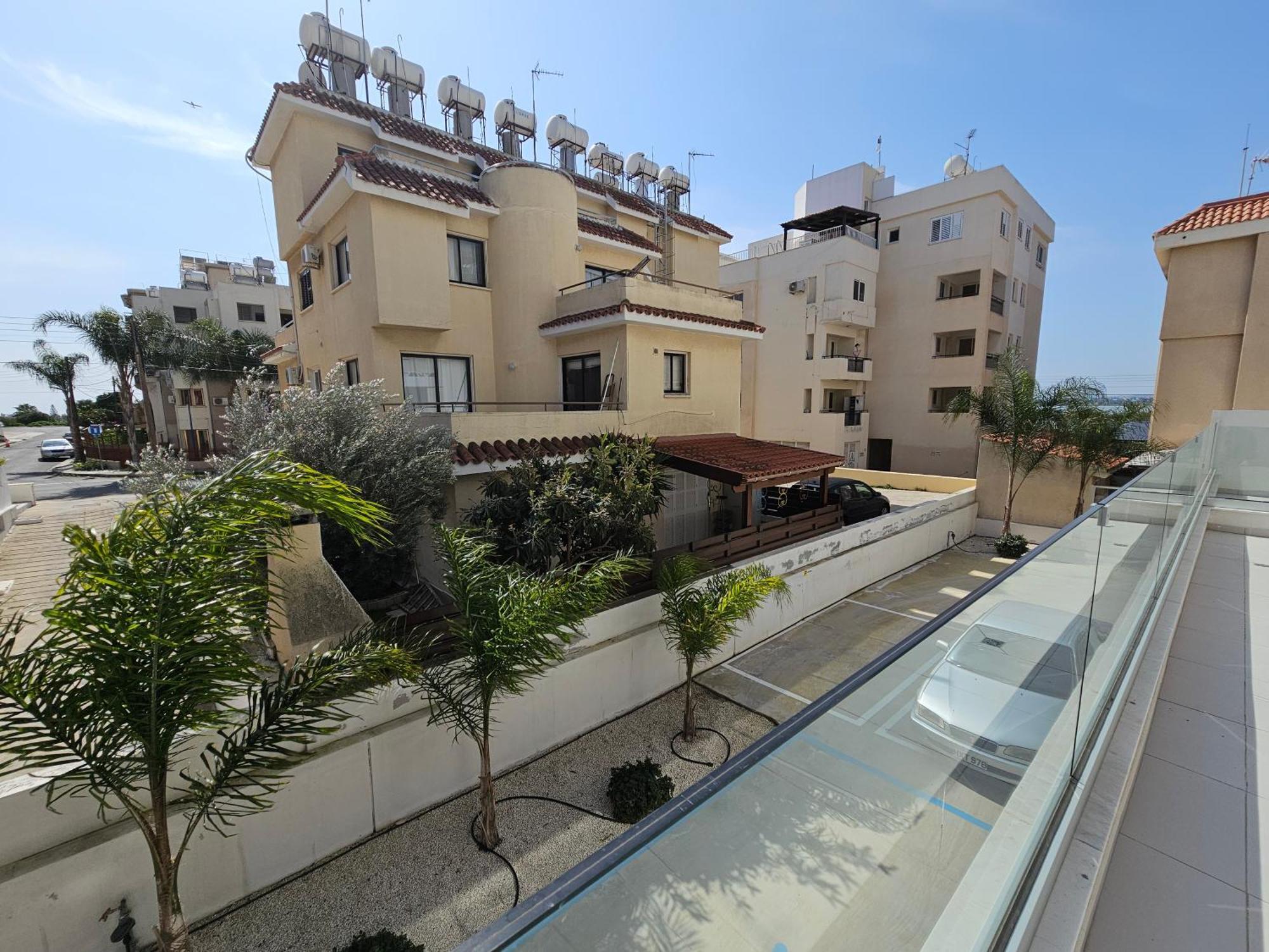 Majestic Sunset Salt Lake Views 300M From Beach Larnaca Exterior foto