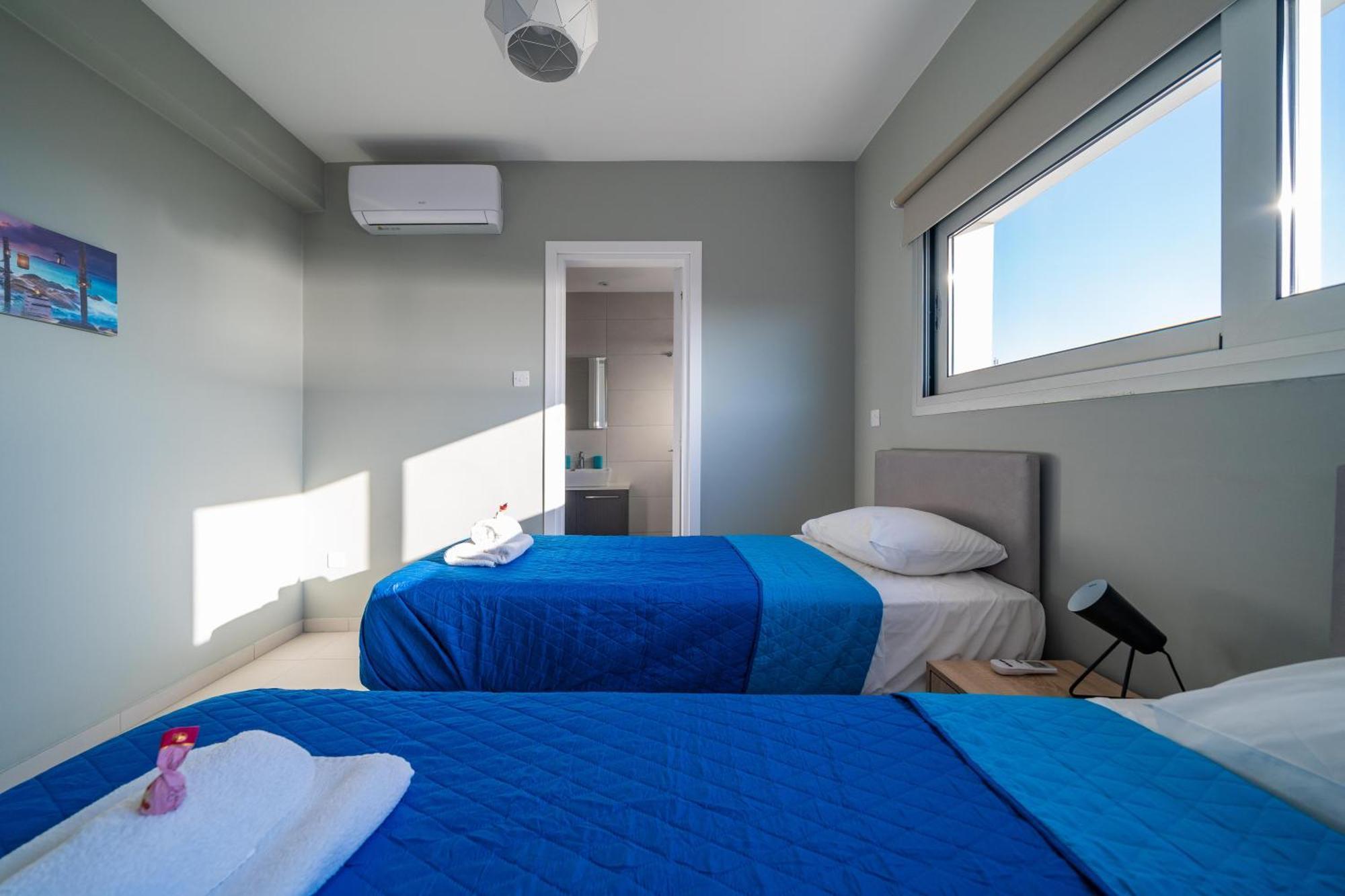 Majestic Sunset Salt Lake Views 300M From Beach Larnaca Exterior foto