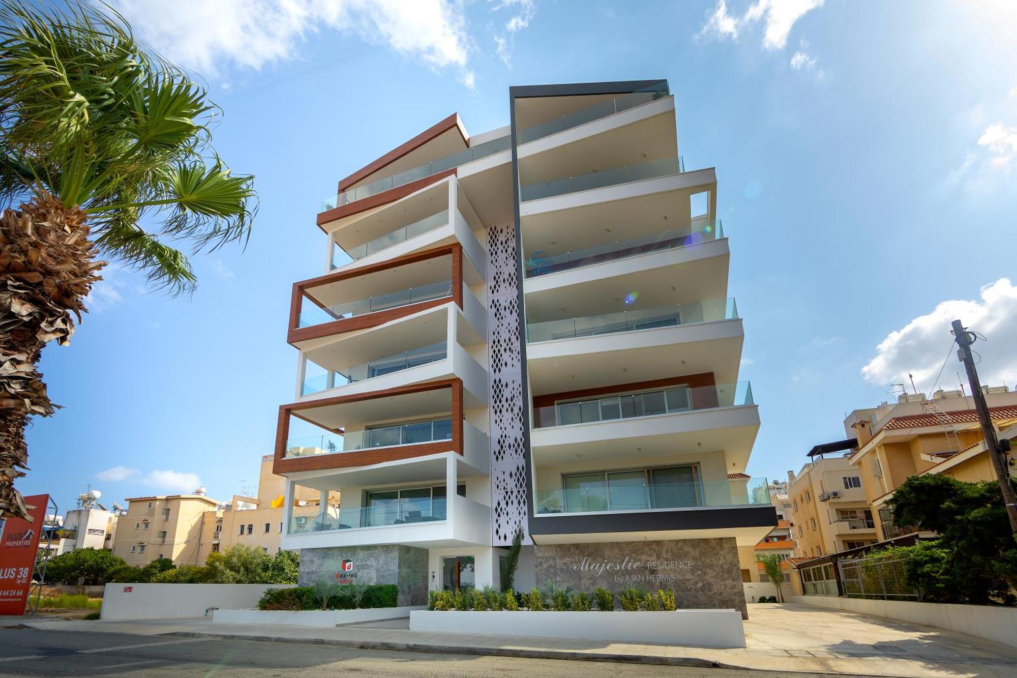 Majestic Sunset Salt Lake Views 300M From Beach Larnaca Exterior foto