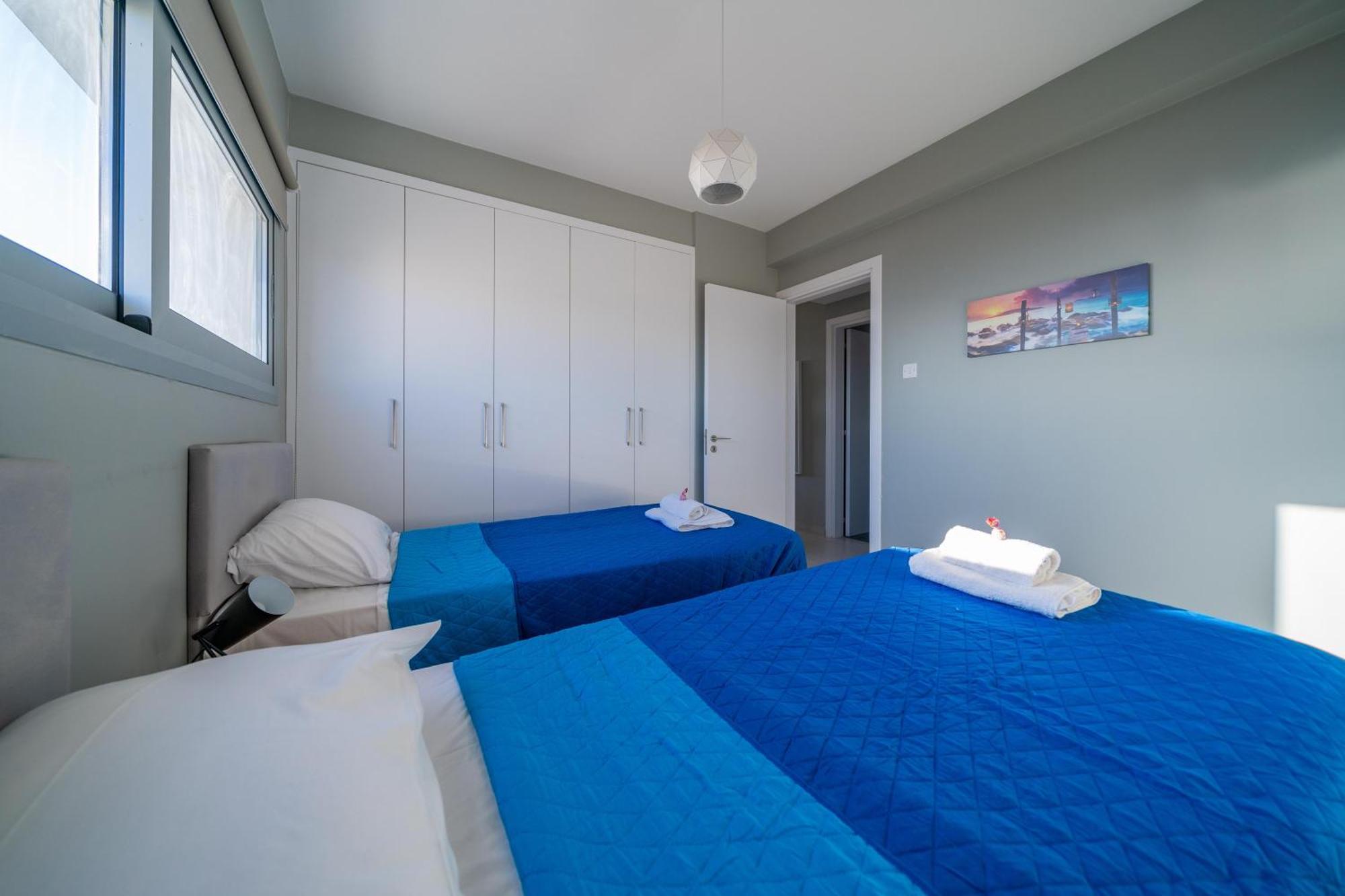 Majestic Sunset Salt Lake Views 300M From Beach Larnaca Exterior foto