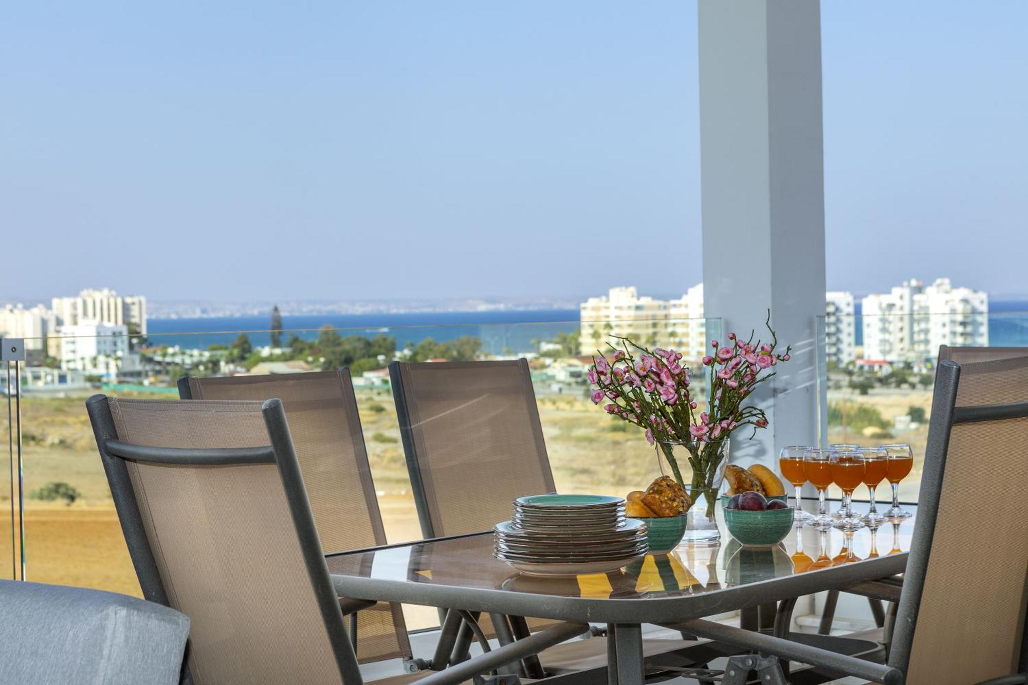 Majestic Sunset Salt Lake Views 300M From Beach Larnaca Exterior foto