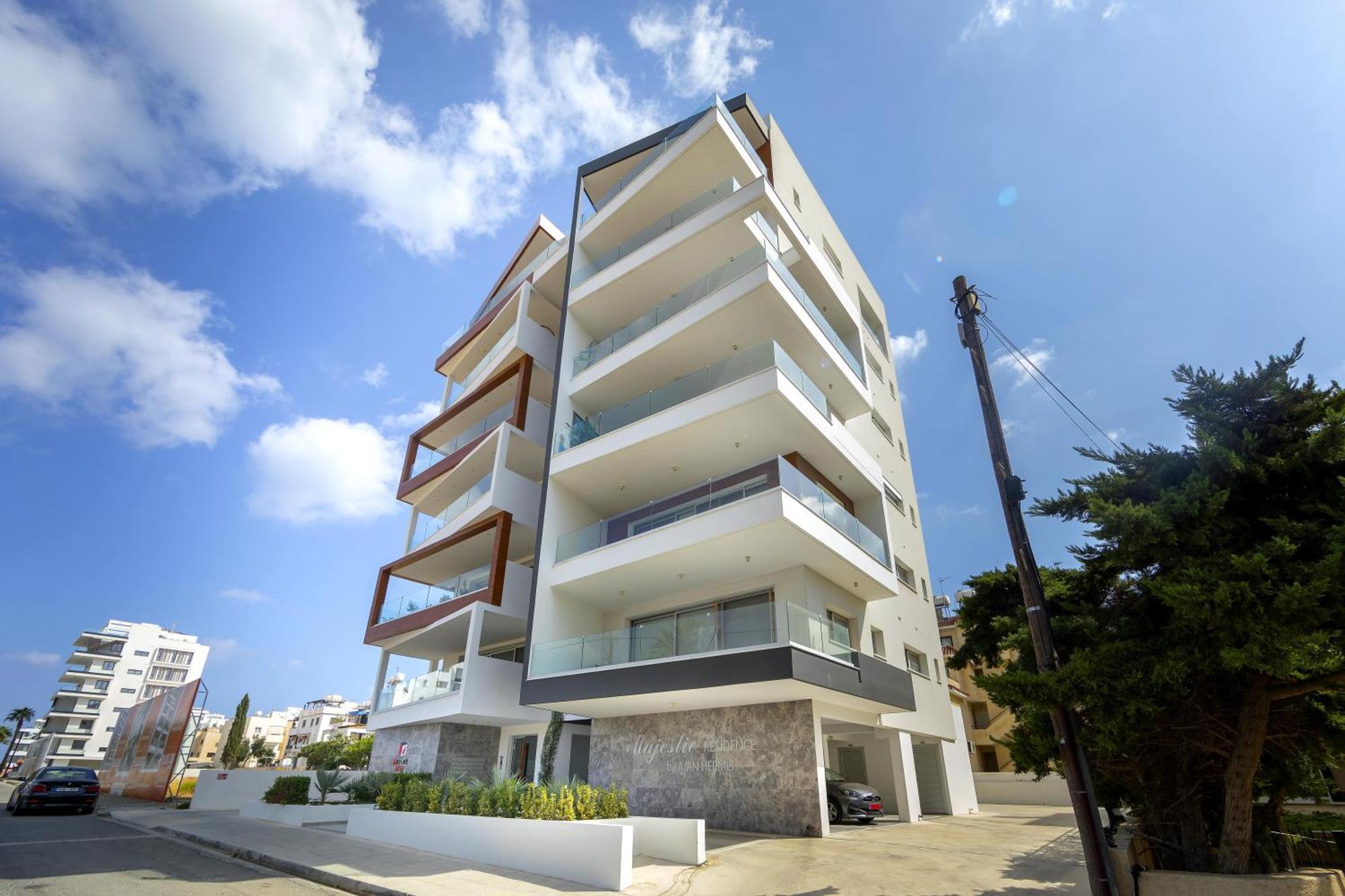 Majestic Sunset Salt Lake Views 300M From Beach Larnaca Exterior foto